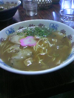 井出商店のラーメン