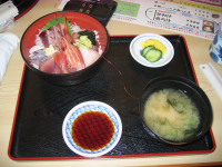 みはるの海鮮丼